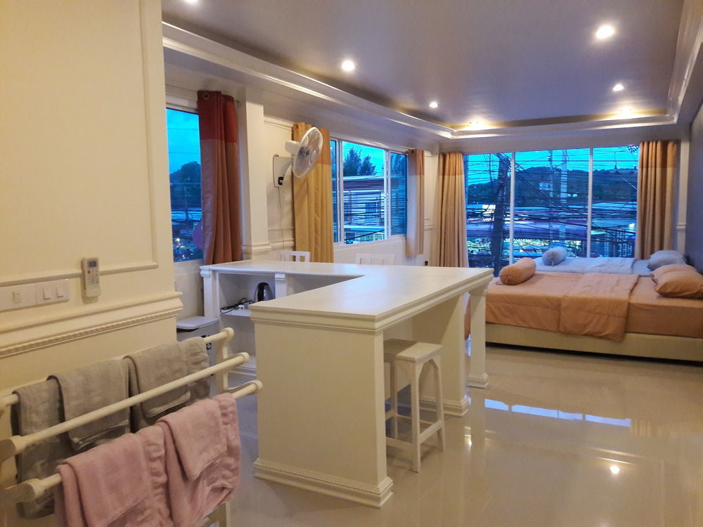 Oyo 1117 Phuket Airport Suites Thalang Dış mekan fotoğraf